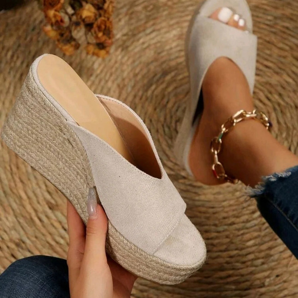 Women's Fashionable Beach Wearable Beige Wedge Heel & Thick Platform Sandals - Picture 1 of 8